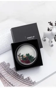 Dried flower scented candle in black gift box with natural soy wax and botanicals
