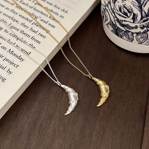 Elegant 925 sterling silver croissant pendant necklaces in gold and silver finish