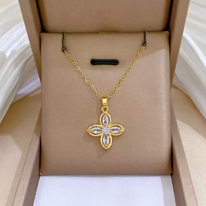 Four Leaf Clover Pendant Necklace Stainless Steel Titanium Chain Copper Micro Set Zircon Glamorous Jewelry For Women