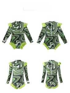 Détails du maillot de bain manches longues fille avec motif marbré vert et volants