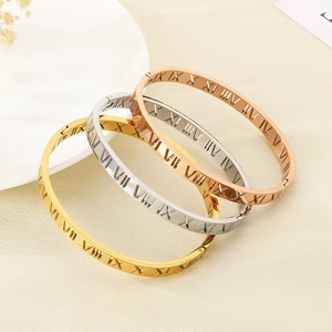 Bracelets joncs évidés de 6mm avec chiffres romains en finitions or, argent et or rose