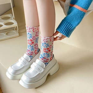 Vintage floral knit cotton mid-tube socks for women with colorful floral patterns