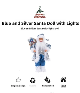 Détails du père Noël bleu et argent avec une lanterne, un sac cadeau et des lunettes