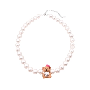 French pearl beaded necklace featuring a brown bear pendant with a heart-shaped zircon stone