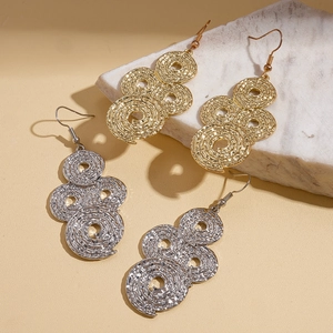 Textured metallic concentric circle drop earrings in gold and silver finish