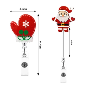 Detail view of retractable badge holder dimensions showing 65cm stretch length and 3.5cm width
