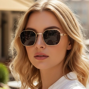 Retro Hexagon Sunglasses Metal Frame UV400 Protection Small Polygon Gradient Lens Trendy Eyewear For Men And Women