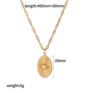 Detail of 18k gold moon series pendant showing 400mm chain length and 20mm height dimensions