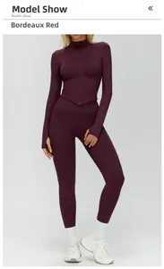 Ensemble de yoga bordeaux pour femme avec haut zippé et détails passe-pouce