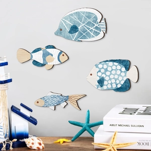 Set di 4 decorazioni da parete in legno a forma di pesce per arredamento nautico