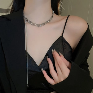 Silver metallic leaf tassel choker necklace with spikes in punk style for women
