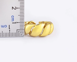 Detailed view of irregular 18K gold plated ring next to a scale ruler showing 1cm size
