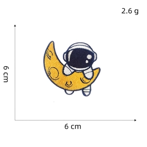 Detailed size chart showing 6x6 cm cute astronaut and yellow moon embroidery patch