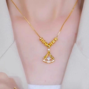 Fan Shaped Pendant Necklace Titanium Steel Copper Zircon Dancing Stone Gold Beads Elegant Fashion Clavicle Chain Women