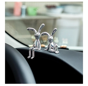 Silberne Hasenfiguren für Dekoration und Auto-Armaturenbrett-Verzierungen
