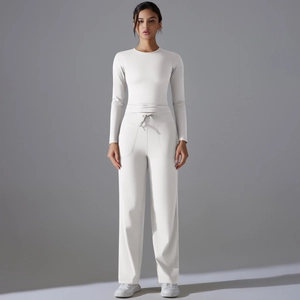 Ensemble de yoga 2 pièces pour femme avec haut manches longues et pantalon large