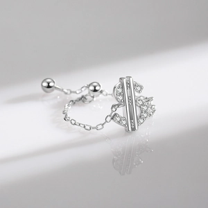 Adjustable S925 sterling silver chain ring featuring a sparkling dollar sign charm