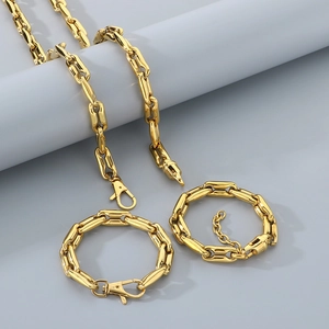 Detailed view of 10mm gold-plated coffee bean link chain necklace and bracelets set