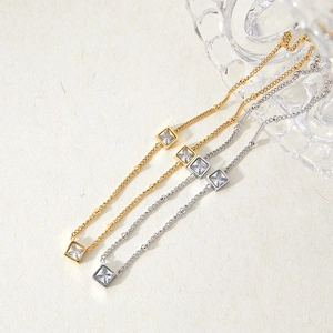 Collier minimaliste en acier inoxydable avec pendentif zircon carré en or et argent