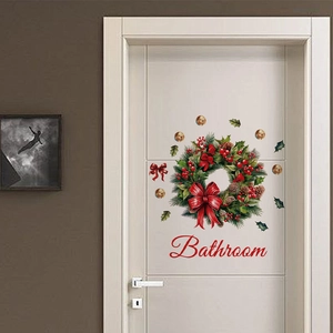 Weihnachtskranz-Aufkleber für Badezimmertür mit roter Schleife und Schriftzug auf weißer Tür