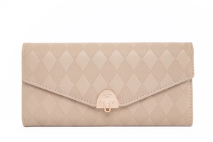 Detailed shot of the pale pink PU leather wallet surface with grid texture and gold buckle