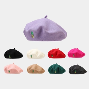 Béret en Laine Style Artistique Japonais pour Femmes Broderie d'Ananas Frais Bonnet Peintre Automne Hiver Chaud Béret