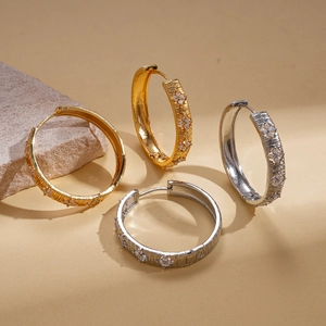 18k gold plated wide hoop earrings with zircon clover pattern in gold and silver