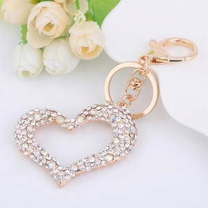 Fashion Creative Heart Shape Hollow Rhinestone Keychain For Women Metal Alloy Pave Rhinestone Bag Pendant Keychain Gift Accessory