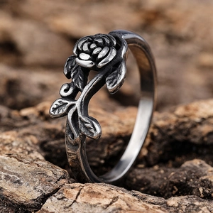 Rose Flower Ring Vintage 316L Stainless Steel Gothic Punk Thorny Branch Leaf Oxidized Silver Finish Unisex Band Jewelry