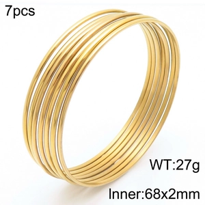 Set di 7 bracciali a cerchio dorati minimalisti con diametro 68mm e spessore di 2mm