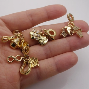 Gold-plated charms with zircon inlays featuring Lucky and Forever Family engraving
