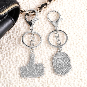 Iced Out Strass Daumen Hoch Hip Hop Schlüsselanhänger Zinklegierung Auto Schlüsselring Tasche Anhänger Mode Schmuck