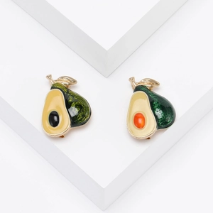 Cute Avocado Brooch Alloy Enamel Fruit Shaped Lapel Pin Creative Fashion Jewelry Accessory For Women Suit Scarf