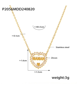 Detailed size specifications for gold heart pendant necklace with MAMAN engraving