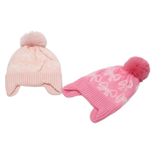 Berretti invernali in maglia per bambine con fiocchi jacquard e pompon in ecopelliccia