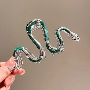Snake Shaped Metal Alloy Hair Claw Clip For Women Elegant Silver Green Enamel Liquid Metal Style Shark Clip For Buns