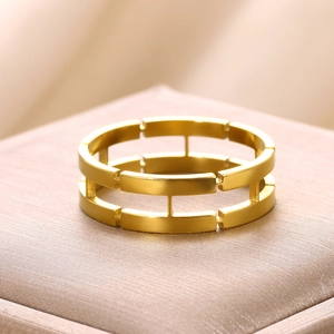 Chic 18K gold plated stainless steel hollow rectangle geometric chain band ring