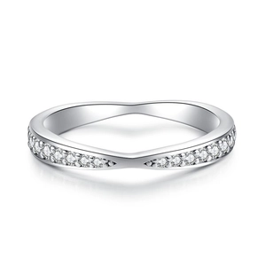 Polished S925 sterling silver V-shaped wave ring featuring pavé-set shimmering cubic zirconia