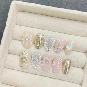 Ongles À Presser Fait Main Avec Fleur 3D Künstliche Perle Feuille D'or Strass Métallique Élégant Doux Faux Ongles Pour Femmes