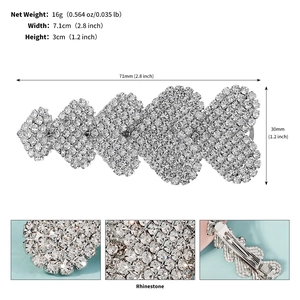 Detail view of silver rhinestone heart hair clip with precise dimensions and back structure