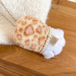Pince à cheveux mignonne en forme de patte de chat avec motif léopard en peluche