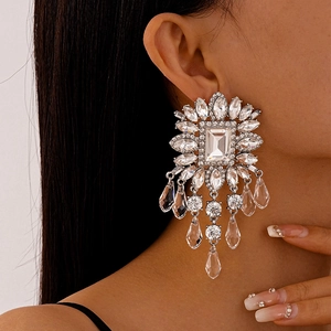Luxury rhinestone flower chandelier tassel earrings with crystal drops for women
