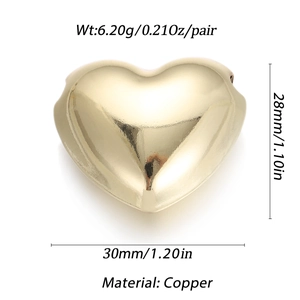 Dimensioni dettagliate del ciondolo a cuore in rame dorato per creazione gioielli