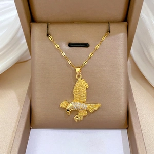 Eagle Pendant Necklace Stainless Steel Chain Copper Micro Inlaid Zirconia Gold Plated Luxury Swooping Bird Jewelry Women