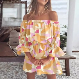 Sexy off-shoulder jurk met geometrische patronen en gelaagde ruches mouwen