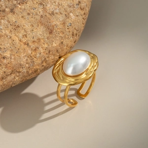Luxury 18K gold plated stainless steel open ring with oversized white pearl on rock