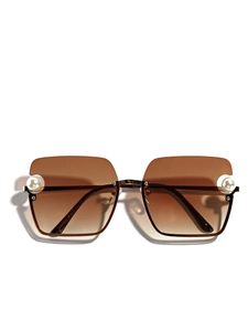 Fashionable oversized square sunglasses with brown gradient lenses and pearl accents