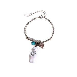 Elegant bear jewelry set bracelet with zircon heart and colorful gemstones in silver finish