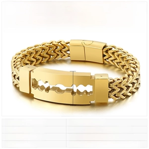 Detailed view of 220mm gold stainless steel men's chain with razor blade pendant