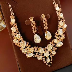 Luxury Rhinestone V Shaped Teardrop Necklace And Earrings Jewelry Alloy Vintage Elegant Wedding Party For Women